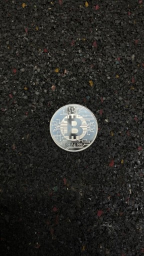 Zdjęcie oferty: Czad: Bitcoin 1 uncja Srebra 2022  50 sztuk monet 