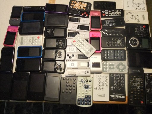 Zdjęcie oferty: Piloty i MP-trójki - inaczej