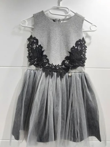 Zdjęcie oferty: Mała Mi - PIĘKNA sukienka z Tiulem i haftem 134 cm