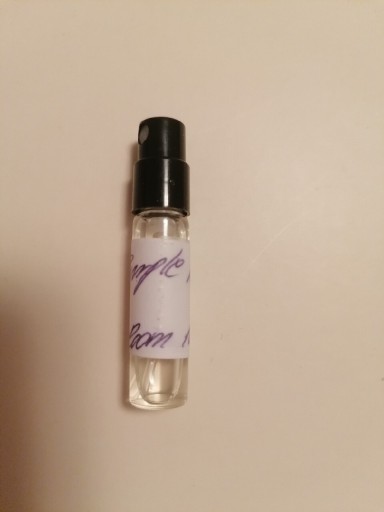 Zdjęcie oferty: Purple Mantra Room 1015 próbka perfumy