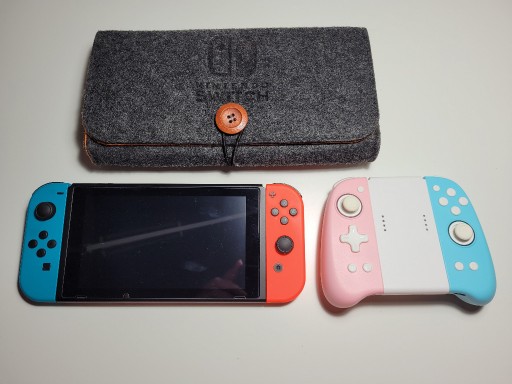 Zdjęcie oferty: Nintendo Switch V2 + Kontroler + Etui