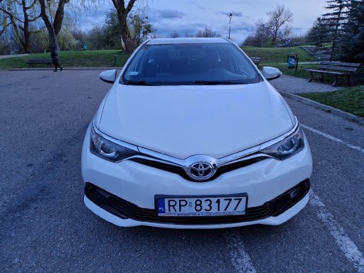 Zdjęcie oferty: Toyota Auris II kombi, 2016r. 1.4diesel 168145km. 