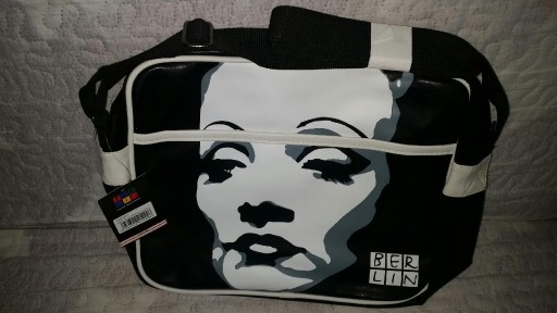 Zdjęcie oferty: Marlena Dietrich /Torba na ramię  