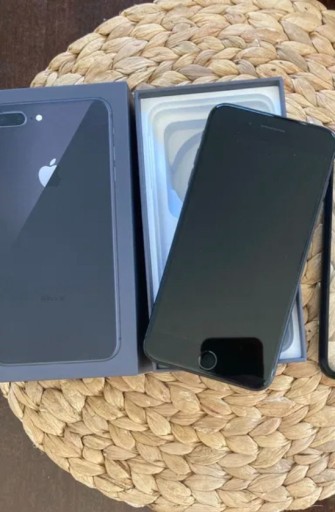 Zdjęcie oferty: Iphone 8 plus|Pamięć: 64gb|bateria: 83%|IOS: 15.6.