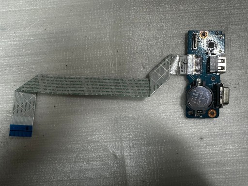 Zdjęcie oferty: moduł USB IO Board 74P3P Dell Vostro 3590