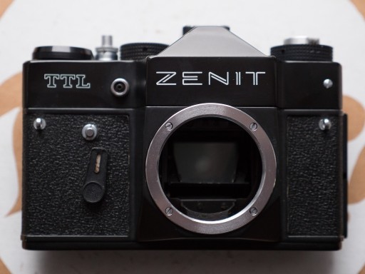 Zdjęcie oferty: Aparat Zenit TTL Świetny Vintage (korpus)