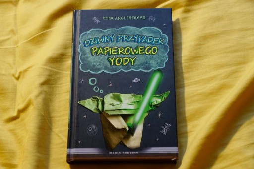 Zdjęcie oferty: Dziwny przypadek papierowego Yody 