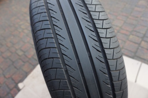 Zdjęcie oferty: 225/55R18 YOKOHAMA BluEarth E70 opona lato