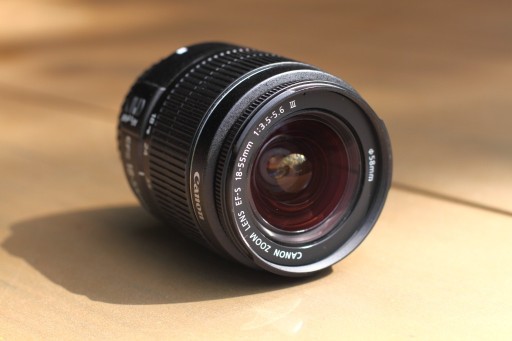 Zdjęcie oferty: Obiektyw Canon EF-S 18-55 mm 1:3.5-5.6 III