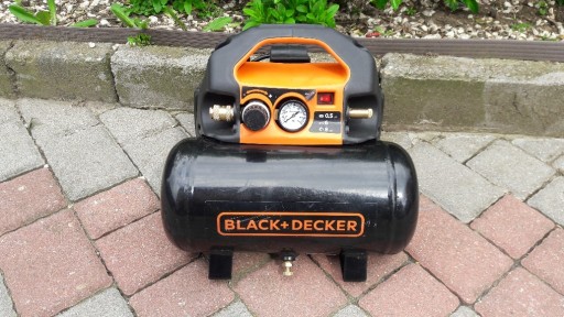 Zdjęcie oferty: Przenośny Kompresor bezolejowy Black&decker 6L Fv