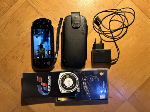 Zdjęcie oferty: PlayStation PSP 3004 GT (edycja Gran Turismo)