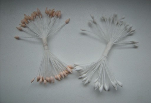 Zdjęcie oferty: Pręciki środki kwiatów białe kremowe łosoś 100szt.