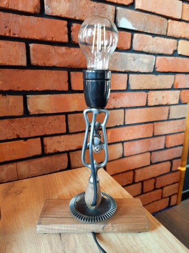 Zdjęcie oferty: Lampa nocna loft hand made drewno prezent warsztat