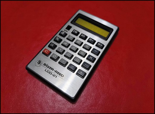 Zdjęcie oferty: Kalkulator Silver-Reed LCD-21 - Etui - 1975 
