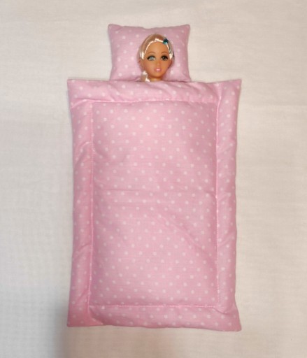 Zdjęcie oferty: Pościel dla lalki typu Barbie rękodzieło Handmade