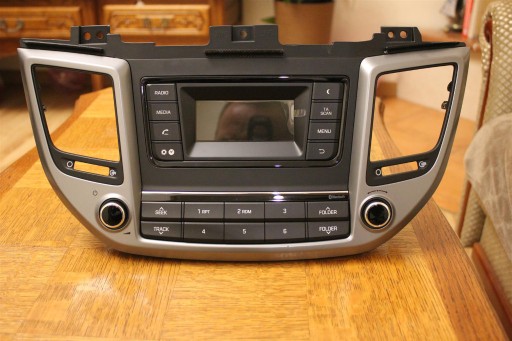 Zdjęcie oferty: Radio do samochodu HYUNDAI TUSCON  MODEL ABC10D7EE