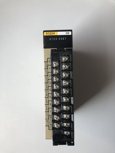 Zdjęcie oferty: Omron C200H-OC224 moduł I/O