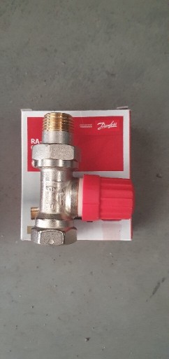 Zdjęcie oferty: Danfoss zestaw zawór +głowica 