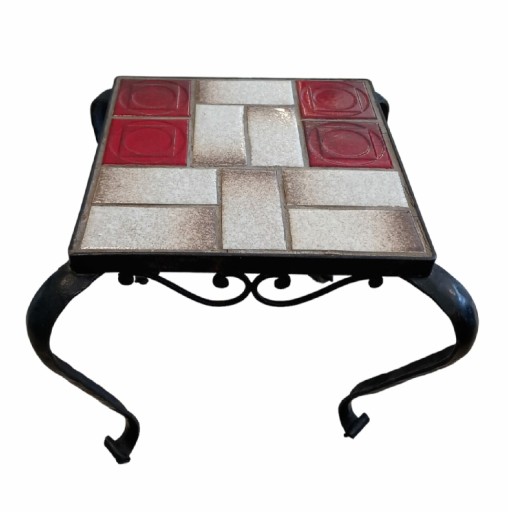 Zdjęcie oferty: Metalowy kwietnik/stołek,stary styl nr. 12083