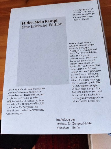 Zdjęcie oferty: Mein Kampf wyd. niemieckie z komentarzem, 2016