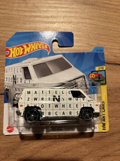 Zdjęcie oferty: Hot Wheels 70s VAN- HKH46 