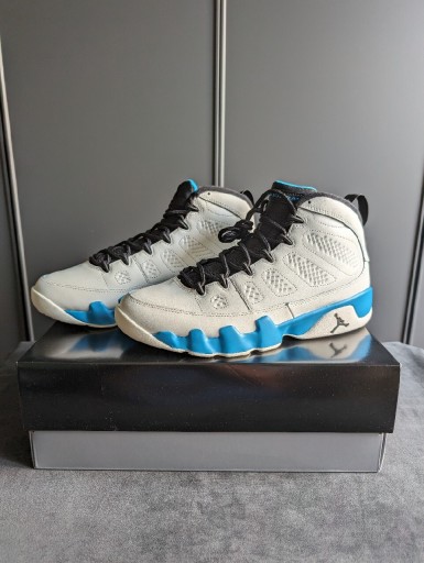 Zdjęcie oferty: AIR JORDAN 9 RETRO rozmiar 43