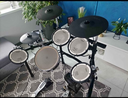 Zdjęcie oferty: Perkusja Roland TD 9 