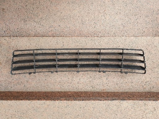 Zdjęcie oferty: Krata zderzaka grill Suzuki Swift mk7 przed liftem