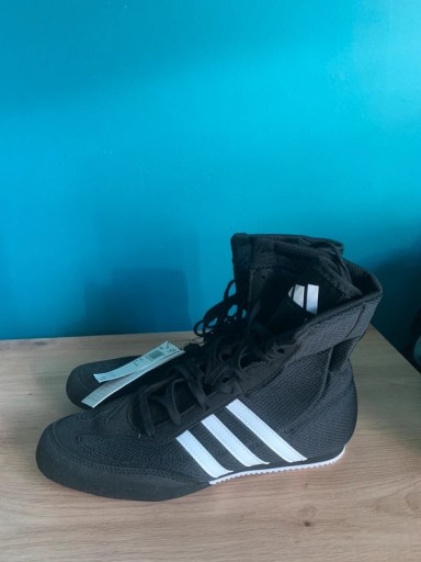 Zdjęcie oferty: Buty do boksu Adidas Box Hog 2 43 1/3