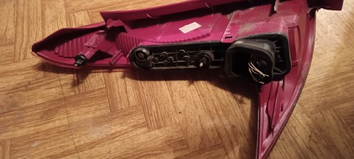 Zdjęcie oferty: Lampy tył Peugeot 206 sw