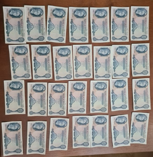 Zdjęcie oferty: 27 banknotów 5 funta angielskiego