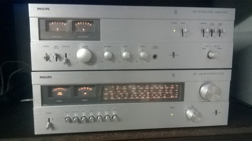 Zdjęcie oferty: Philips-594 Amplifier + 694 AM/FM Stereo Tuner