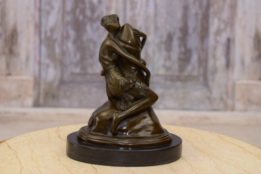 Zdjęcie oferty: Kobieta przytulona do penisa figura z brązu sex 