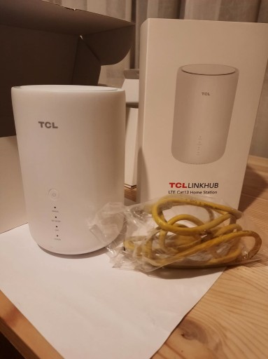 Zdjęcie oferty: TCL LINKHUB HH130V1 LTE Cat13 Home Station - router domowy LTE z WiFi