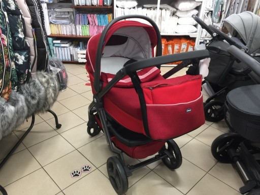 Zdjęcie oferty: Wózek 2w1 Chicco Style&Go