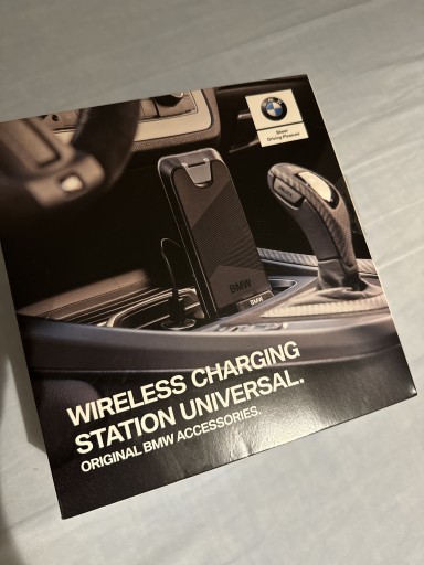 Zdjęcie oferty: Stacja BMW Wireless Charging Universal