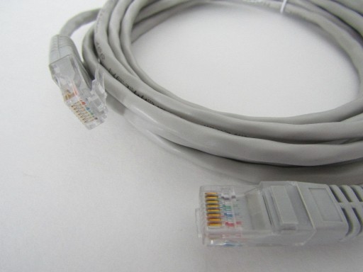 Zdjęcie oferty: Kabel komputerowy sieciowy ,szary,  2m