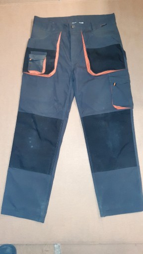 Zdjęcie oferty: Spodnie robocze firmy Bata easy rozmiar M