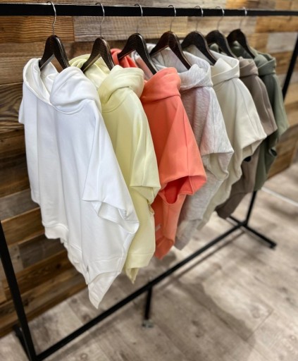 Zdjęcie oferty: Bluza by o la la S M L różne kolory 