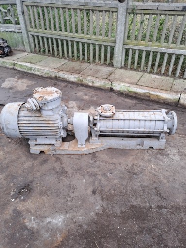 Zdjęcie oferty: Pompa do gazu SKC8.08 - Grudziądz 2001r.