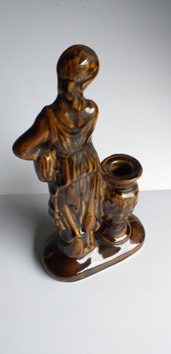 Zdjęcie oferty: Świecznik ceramiczny Kobieta z PRL-u