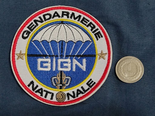Zdjęcie oferty: Naszywka Gendarmerie Nationale GIGN Francja rzep velcro z tyłu