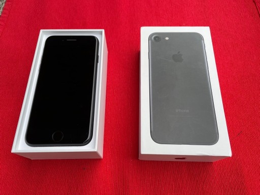 Zdjęcie oferty: iPhone 7 32GB, black, komplet OKAZJA
