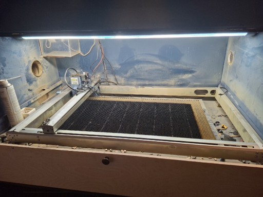 Zdjęcie oferty: Grawerka laserowa Ikier K1 V1 36W powiększony + skrzynia + plaster miodu 