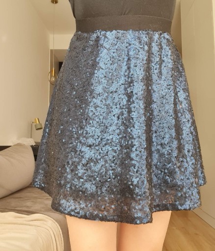 Zdjęcie oferty: Spódnica spódniczka cekinowa sukienka cropp