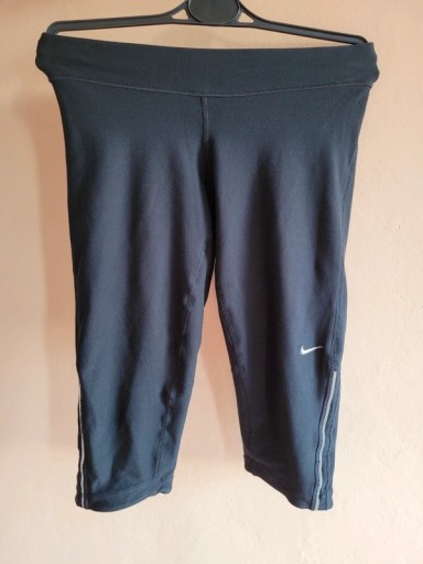Zdjęcie oferty: Czarne legginsy 3/4 Nike Dri-Fit roz. XS