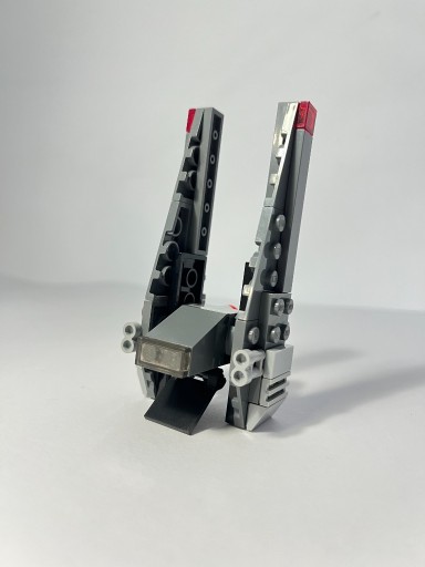 Zdjęcie oferty: LEGO Star Wars 30279 Kylo Ren's Command Shuttle