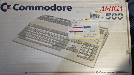 Zdjęcie oferty: Amiga 500,czytnik kart CF, mysz, 512 kb, modulator