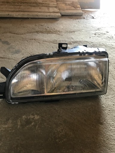 Zdjęcie oferty: lampa lewa ford sierra 87-93