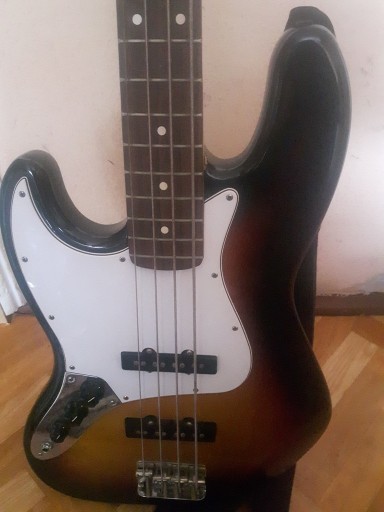 Zdjęcie oferty: Fender Jazz Bass dla leworęcznych, made in Mexico